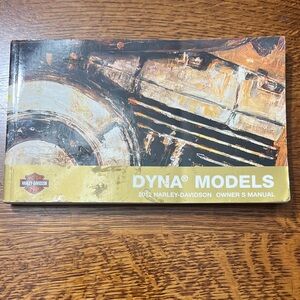 Harley-Davidson Dyna Models Manual with Artistic Cover